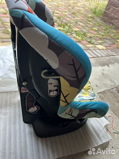 Автокресло cosatto