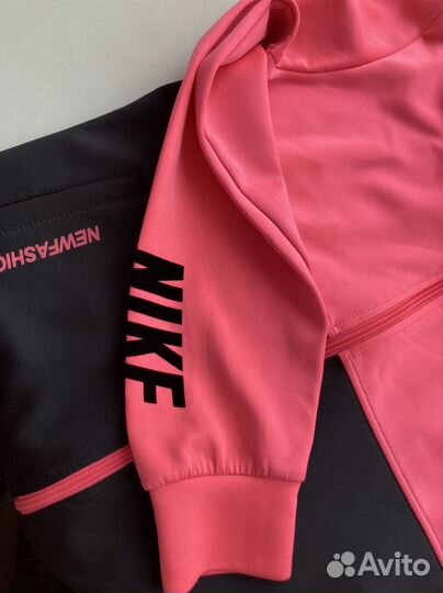 Кофта спортивная женская