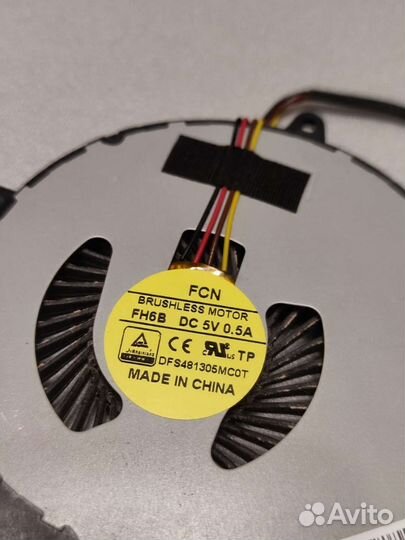Кулер для ноутбука вентилятор