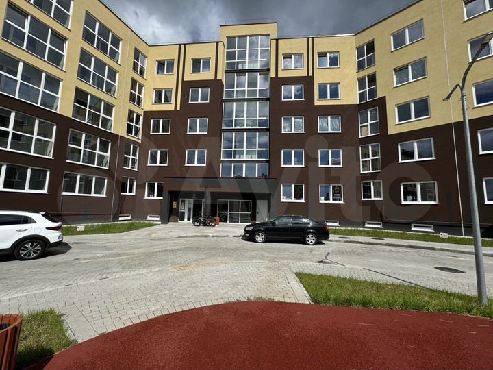 2-к. квартира, 58 м², 4/5 эт.