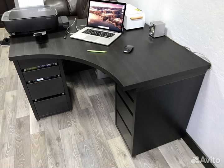 Угловой письменный стол икея IKEA