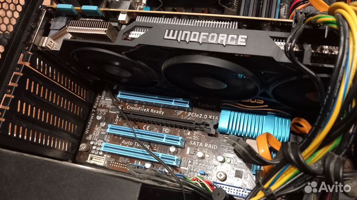 WindForce GTX 970 Gigabyte GV-N970WF3OC-4GD 4GB
