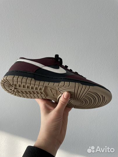 Кроссовки nike dunk low