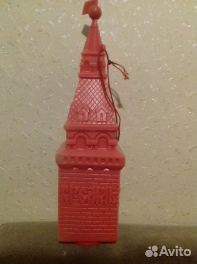 Коробка от новогоднего подарка