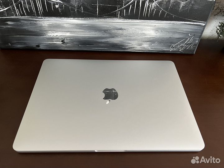 Apple MacBook Pro 13 2019