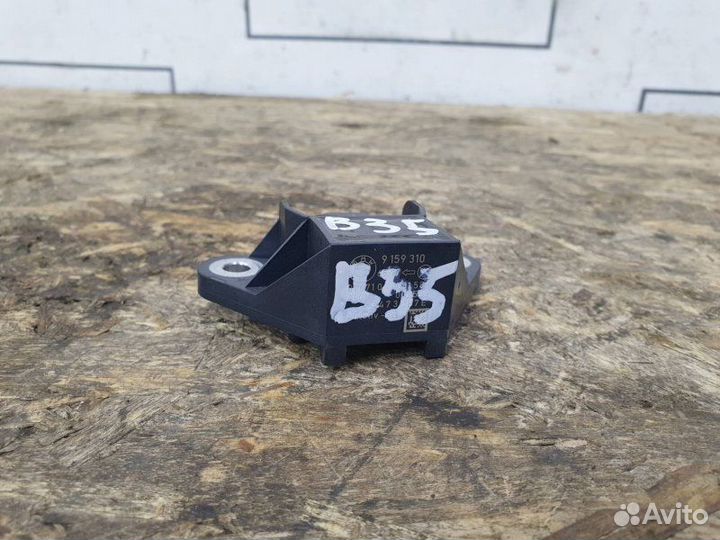 Датчик удара центральный Bmw 7 F01 4.4 N63 2012