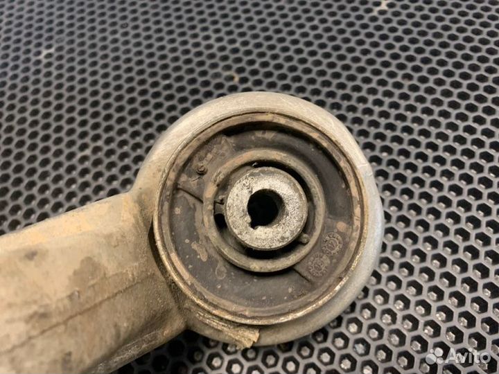 Рычаг подвески нижний передний левый Audi A6 C7