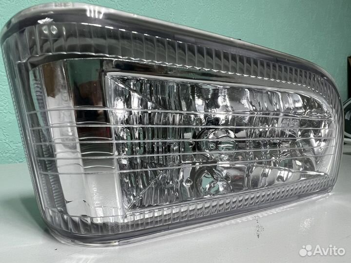 Фары противотуманные Туманки Toyota Carina 210