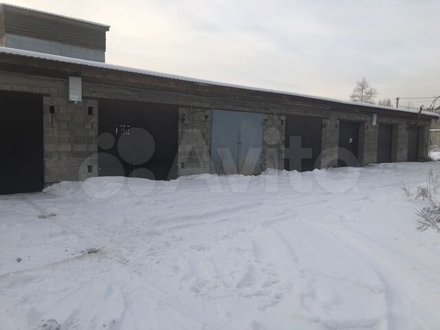 Гараж, > 30 м²