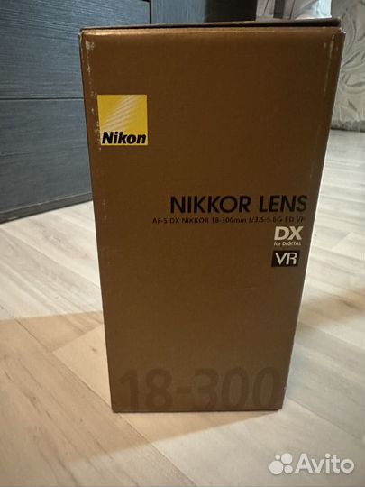 Объектив nikon 18-300