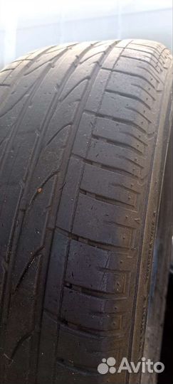 Bridgestone Dueler H/P 215/65 R17