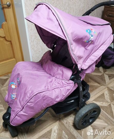 Прогулочная коляска