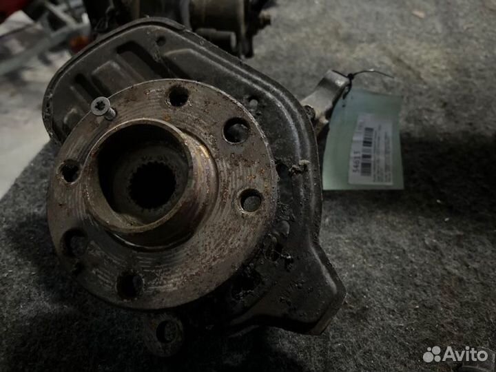 Кулак поворотный передний левый Opel Meriva