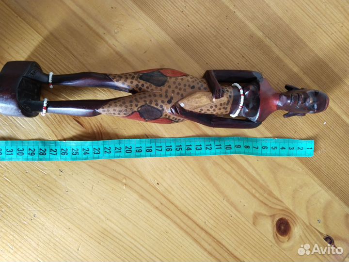 Деревянная статуэтка Африка