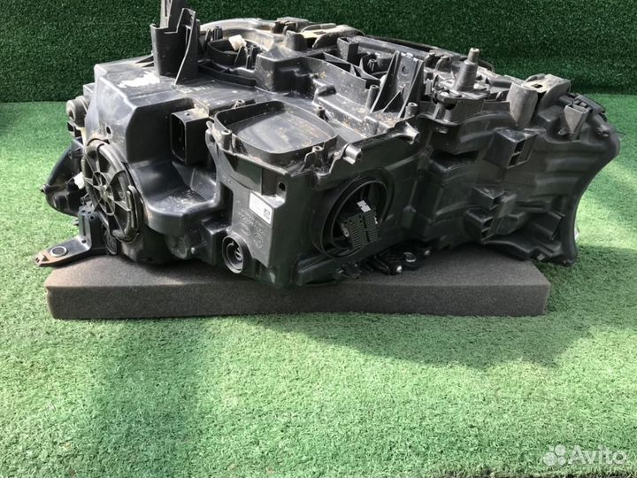 Фара правая BMW 7-Series