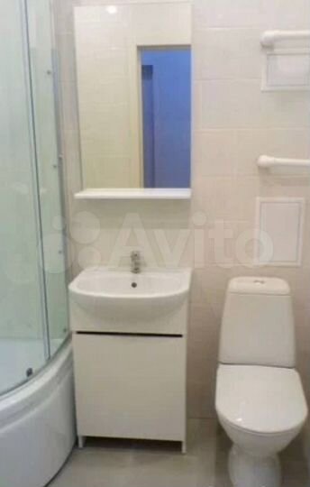 2-к. квартира, 50 м², 4/17 эт.