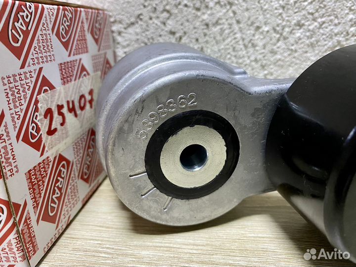 Натяжитель ремня на Газель Cummins 2.8