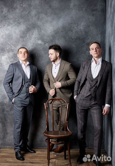 Костюм тройка классический