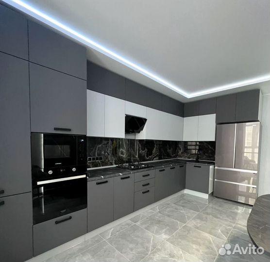 Кухонный гарнитур 