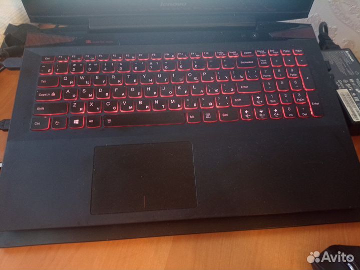 Ноутбук Lenovo Y7070