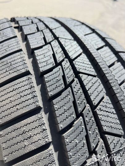 Sunwide Snowide 215/55 R17 120U