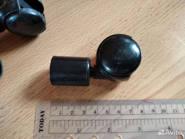 Колеса для пласт. этажерки