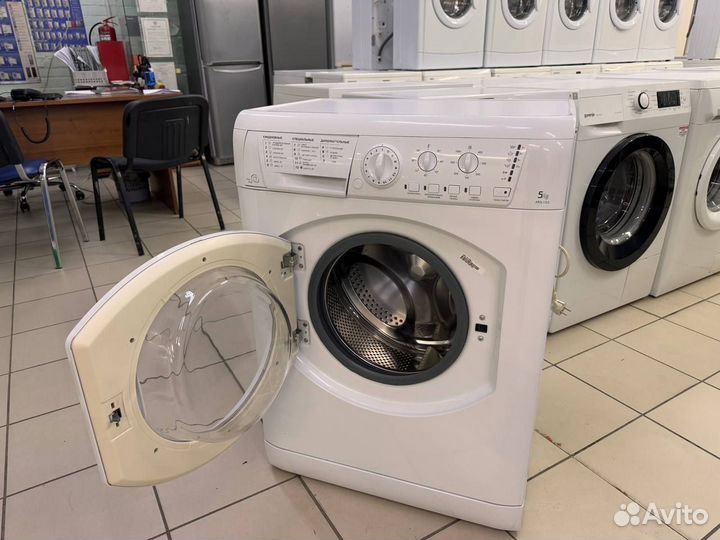 Стиральная машина Hotpoint Ariston 5кг