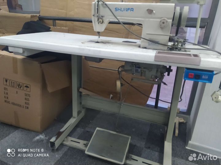 Продам швейную машинку