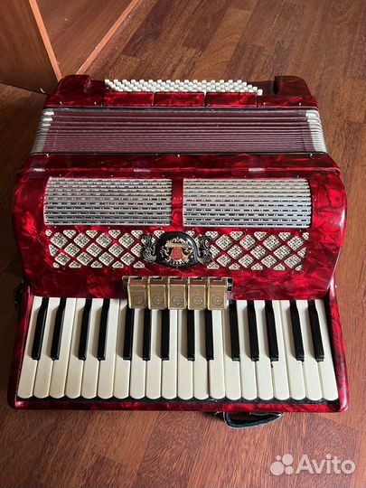 Аккордеон Royal standard