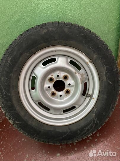 R13 Bridgestone Ice Cruiser 7000 175/70, PCD 4x98 DIA 58.1