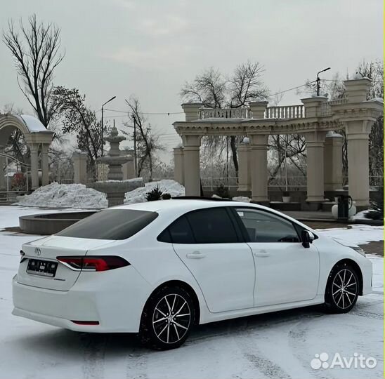 Toyota Corolla 1.5 CVT, 2021, 40 000 км