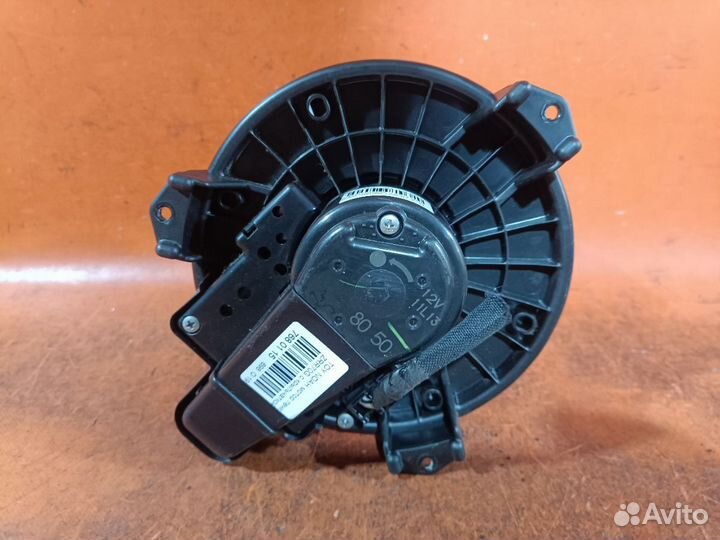 Мотор печки Toyota Noah ZRR70G