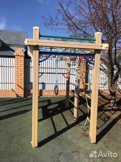 Гимнастический комплекс уличный