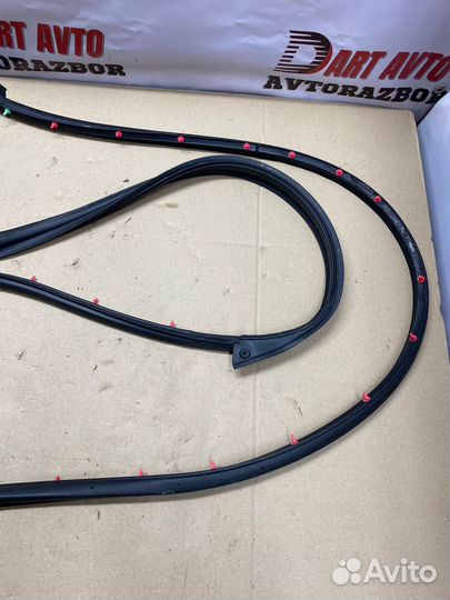 Уплотнитель двери передний правый Haval H9 Рест