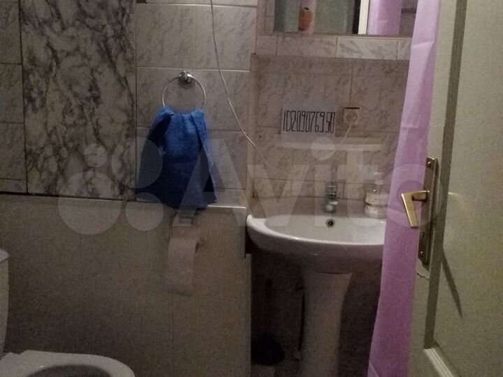 Комната 18 м² в 4-к., 4/8 эт.