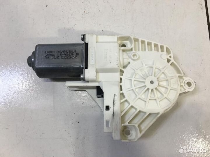 Моторчик стеклоподъемника Audi A5 8T 8TA