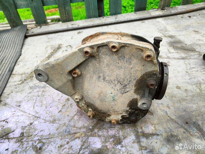 Редуктор заднего моста Mercedes w210 р-л