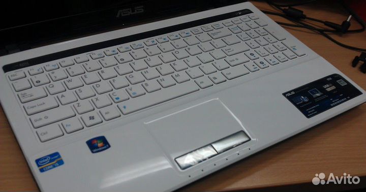 Ноутбук asus