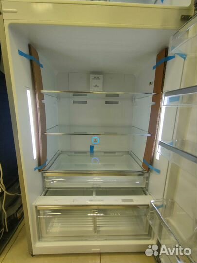 Холодильник широкий Ariston HA84TE 72 XO3