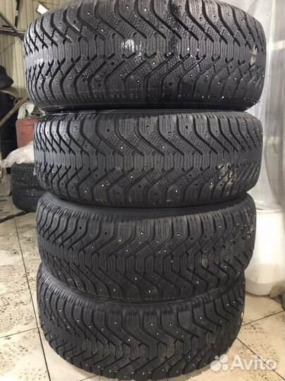 Goodyear UltraGrip 500 255/65 R17