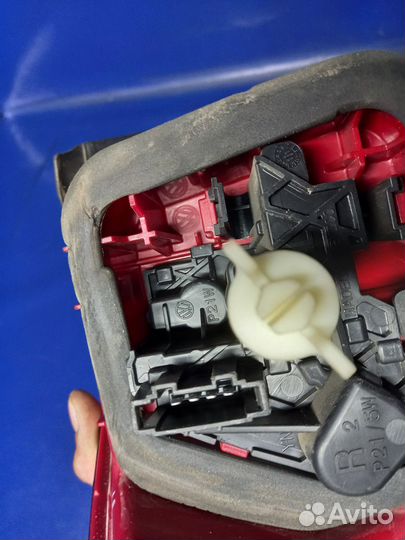 Фонарь задний правый Volkswagen Jetta VI (2010—201