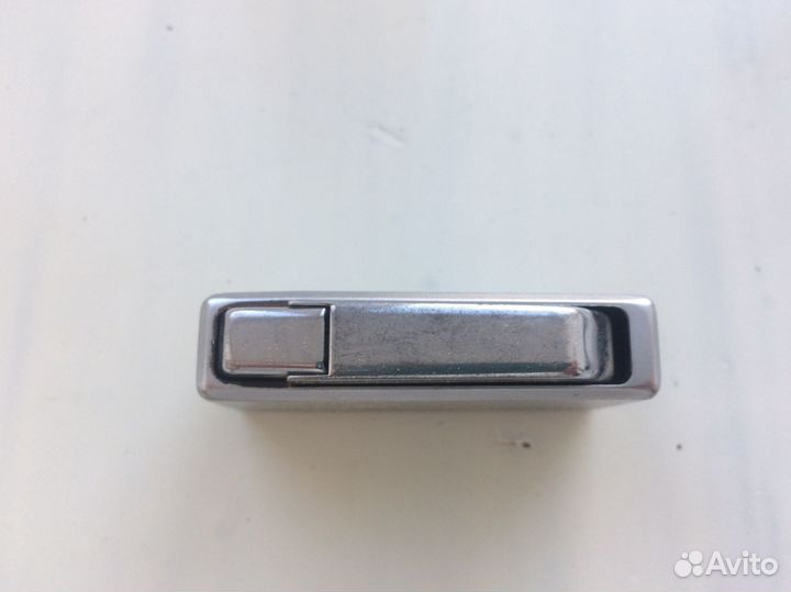 Коллекция зажигалок бензиновых и газовых