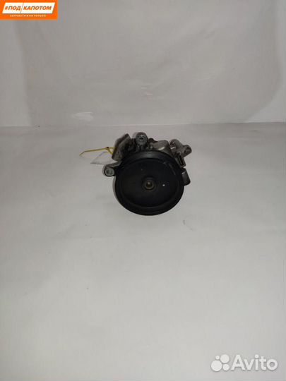 Насос гидроусилителя руля Mercedes-Benz E-Класс