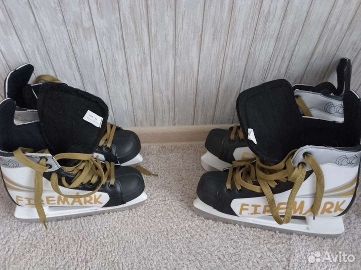 Коньки хоккейные 39;41