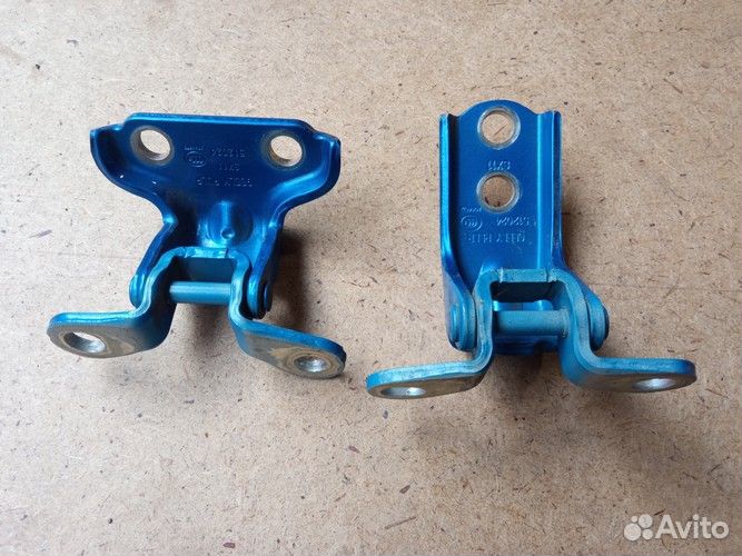 Петля двери задней правой Geely Coolray (SX11)