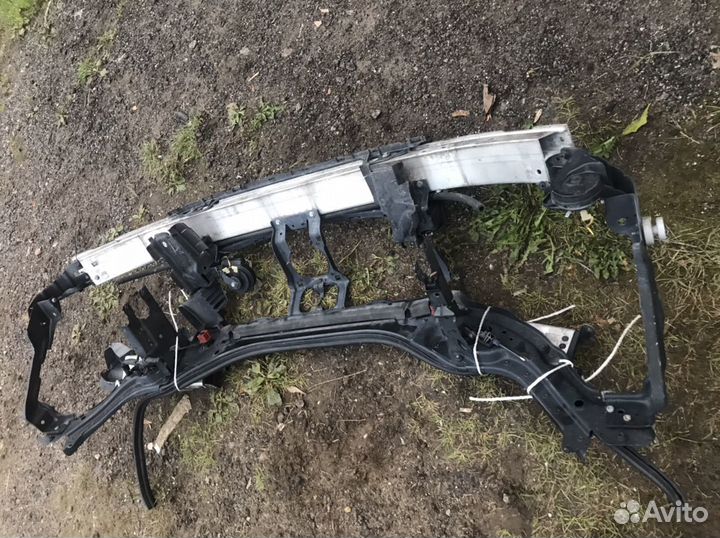 Телевизор Мерседес w211 оригинал в сборе