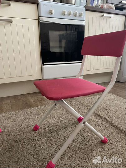 Детский стол и стул