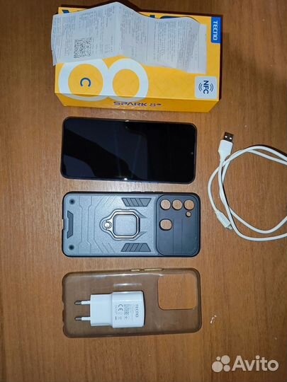 TECNO Spark 8C, 4/64 ГБ