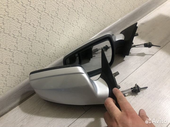 Зеркало заднего вида