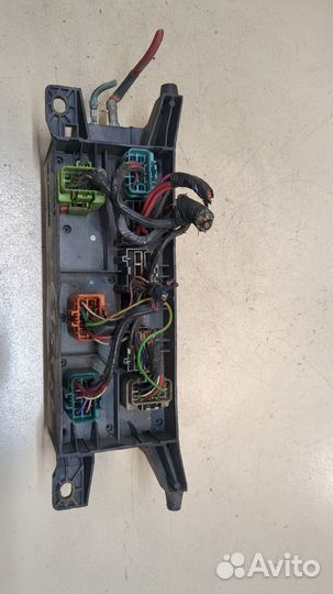 Блок предохранителей Chrysler Voyager